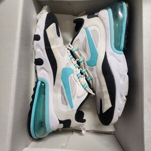 Women's Air Max 270 React Size 7.5